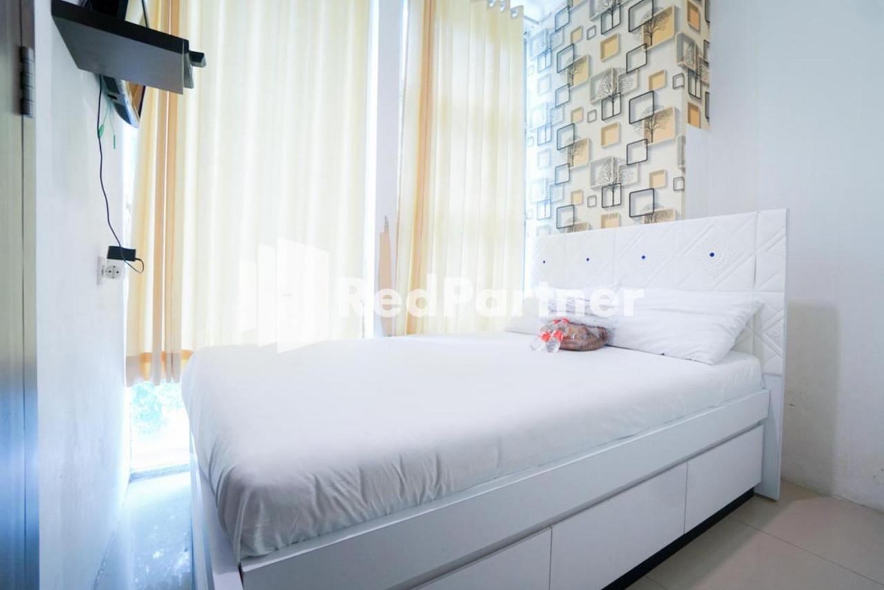 ג'קרטה Eascot Hotel Mitra Reddoorz מראה חיצוני תמונה